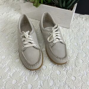 Dexter Women's Cream Casual Shoes